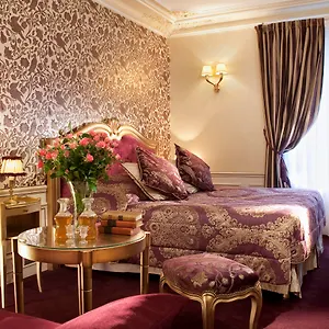 **** Hotel & Saint-jacques France