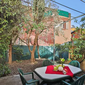 Apartment La Providence France