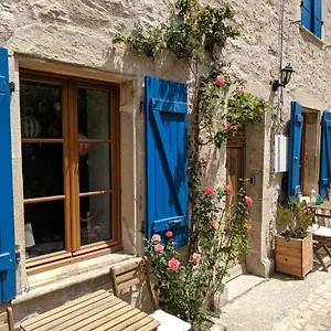  Holiday home Rue Des Fleurs Puycelsi France